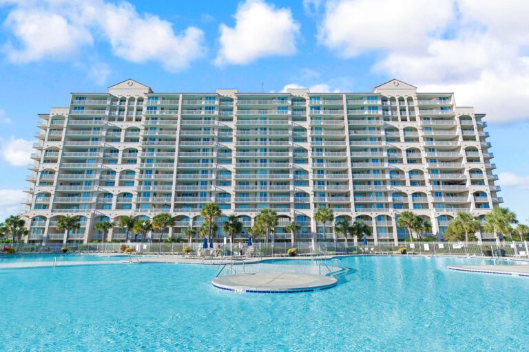 Barefoot North Tower Pool